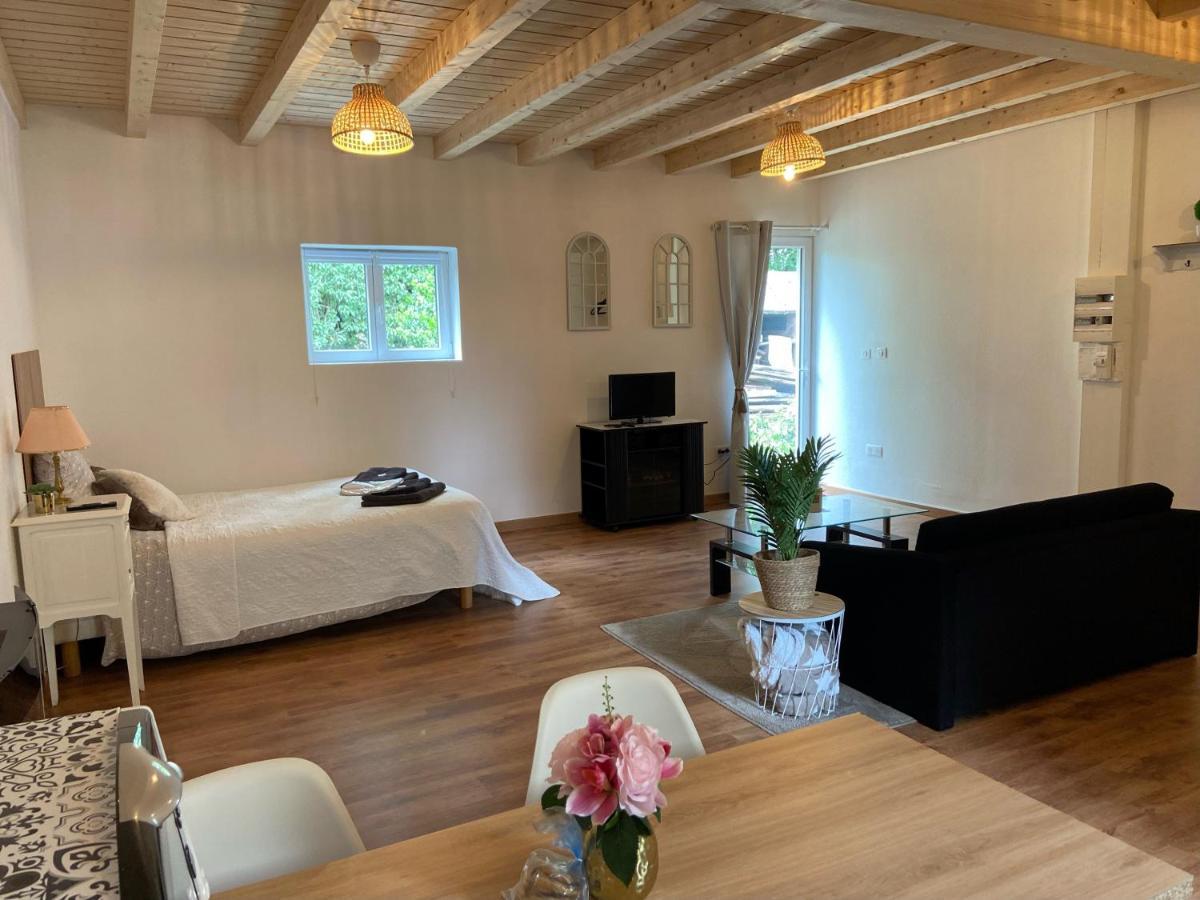 Le Chene: Petit Chalet Cosy Proche De Mulhouse Riedisheim Екстер'єр фото