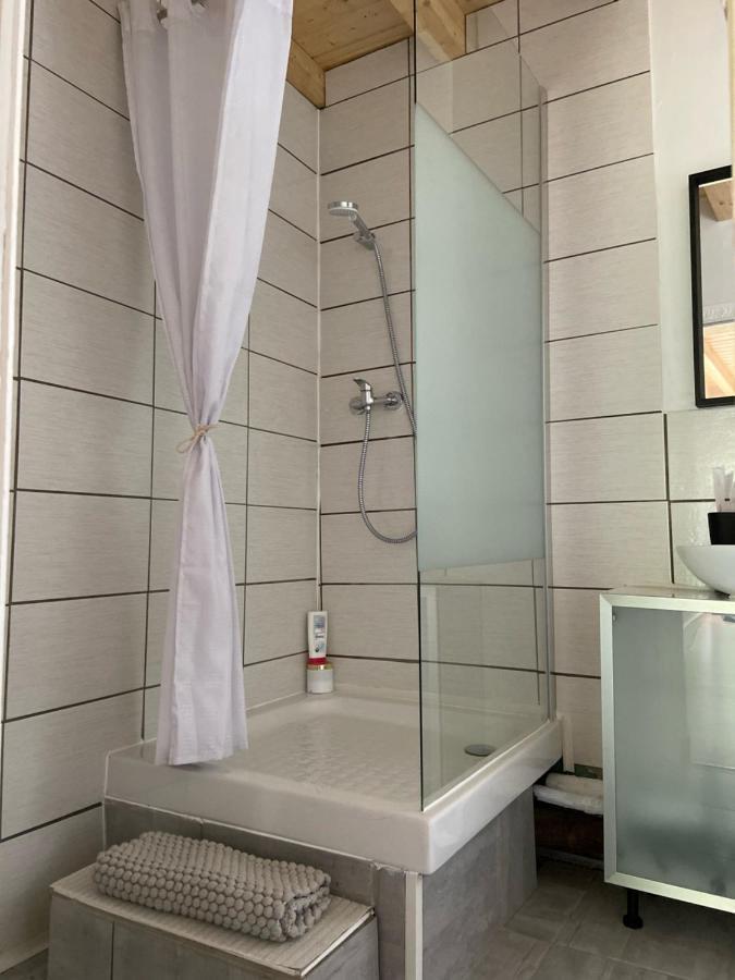 Le Chene: Petit Chalet Cosy Proche De Mulhouse Riedisheim Екстер'єр фото